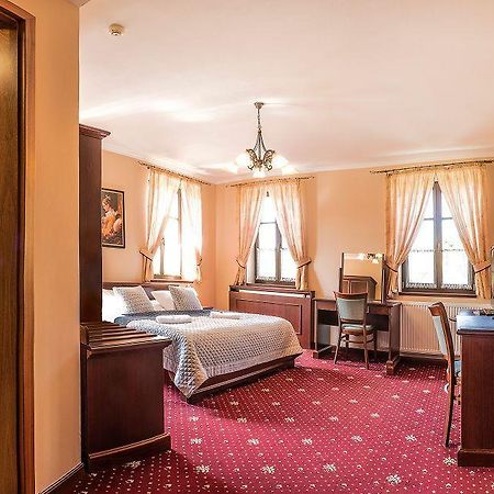 Hotel Buchlovice Ngoại thất bức ảnh