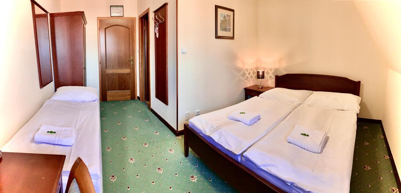Hotel Buchlovice Ngoại thất bức ảnh