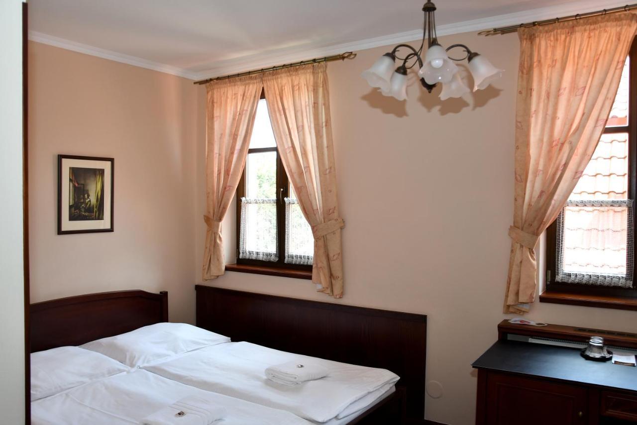 Hotel Buchlovice Ngoại thất bức ảnh