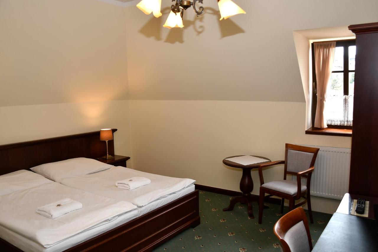 Hotel Buchlovice Ngoại thất bức ảnh